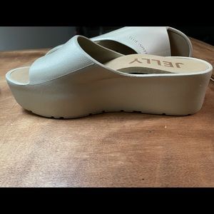 Lemon Jelly slip on shoes